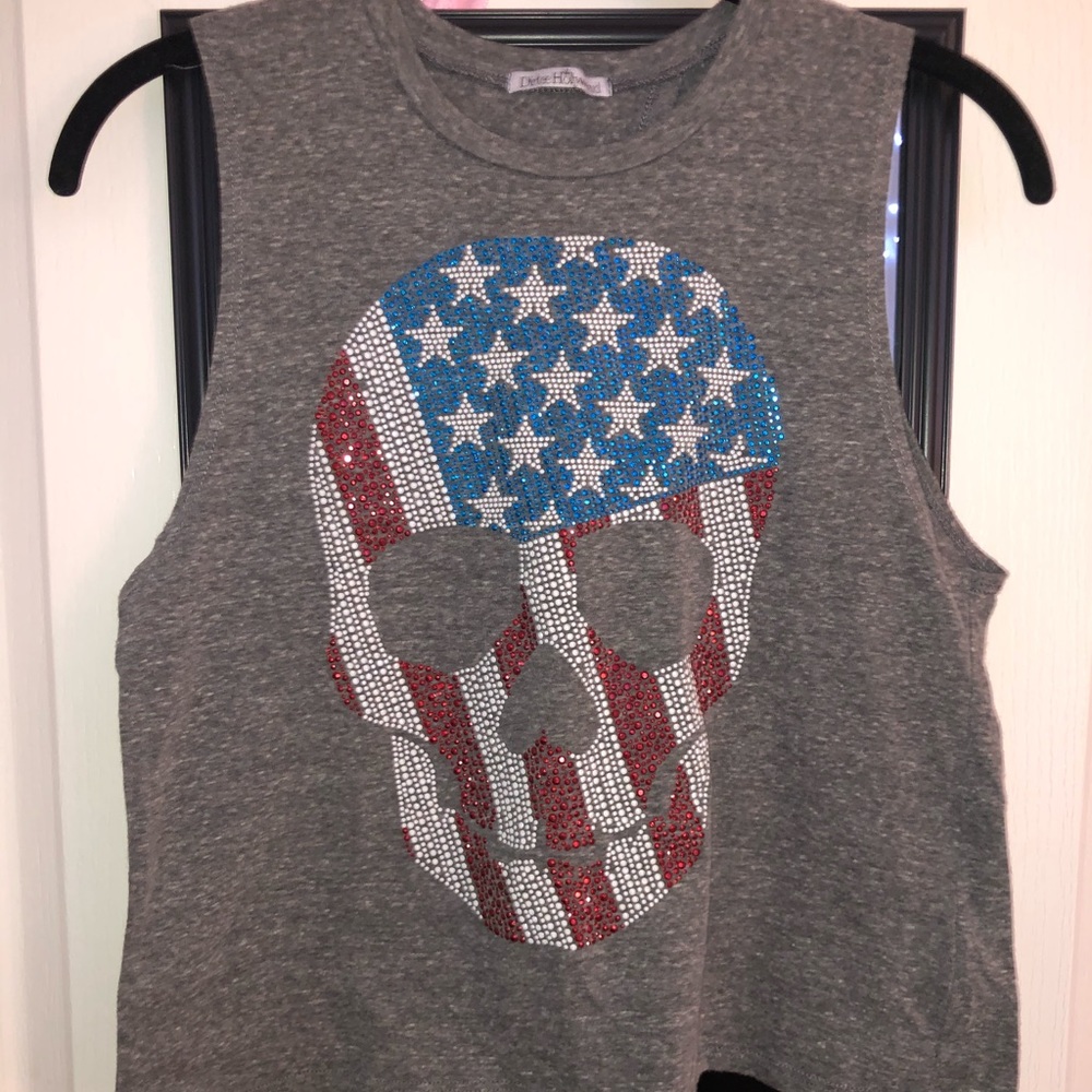 American Bling Skull Muscle Tee w/ Fanned Back